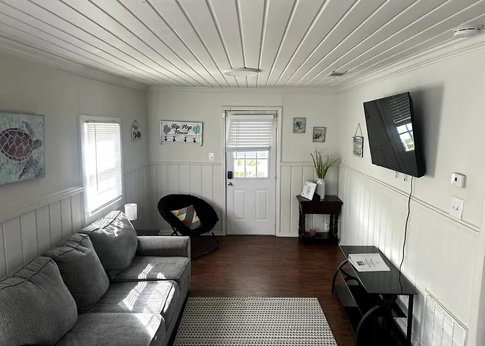 Retreat Near Hospitals & Pensacola