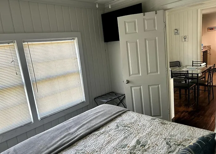 Retreat Near Hospitals & Holiday home